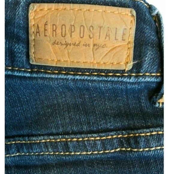 Aeropostale Women's Blue Dark Wash Regular Straight Leg Denim Jeans Size 2 Short - Picture 8 of 8